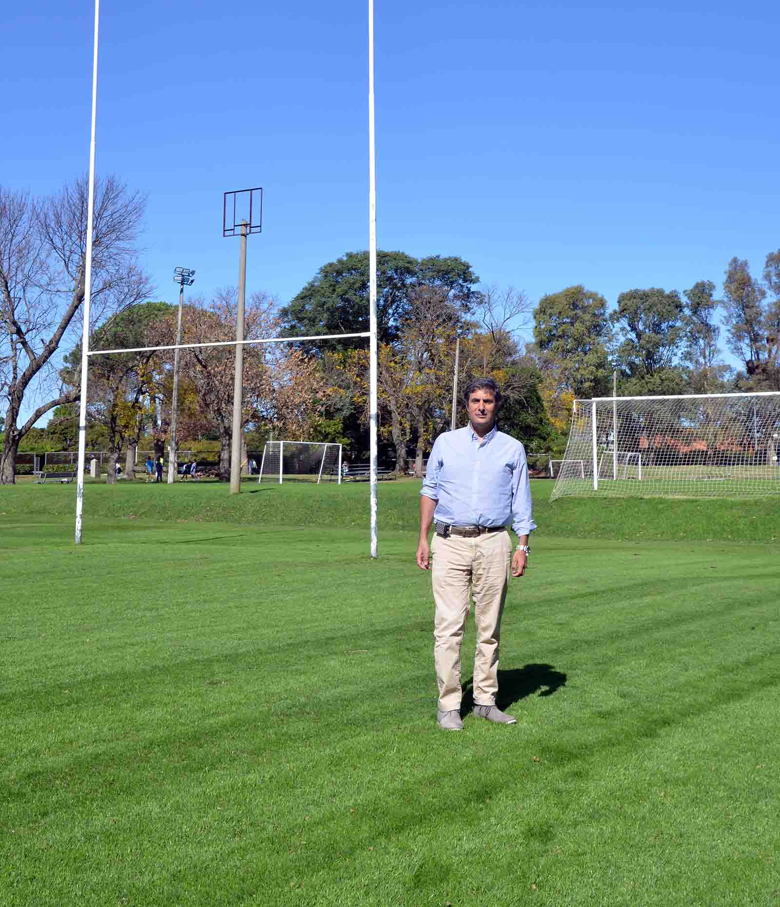 GUSTAVO-SAENZ-full-6