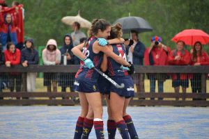 HOCKEY-N7-33