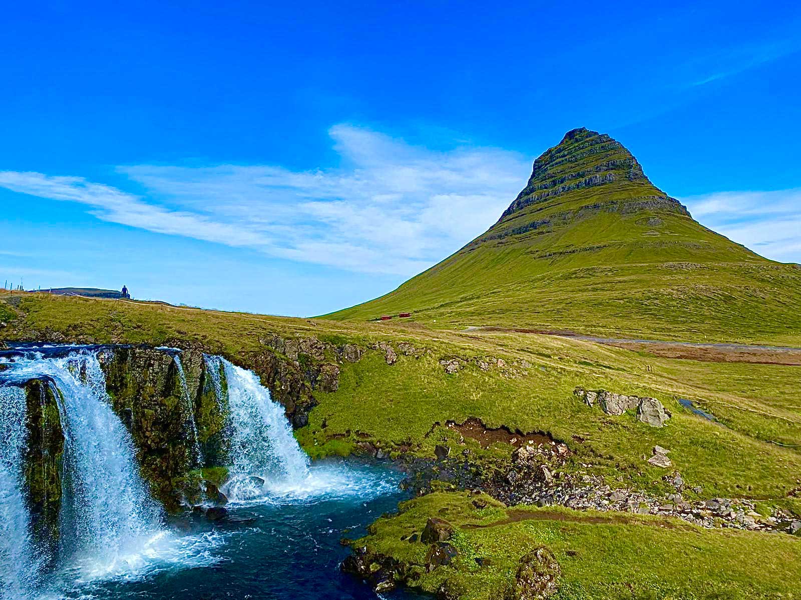 ISLANDIA_02