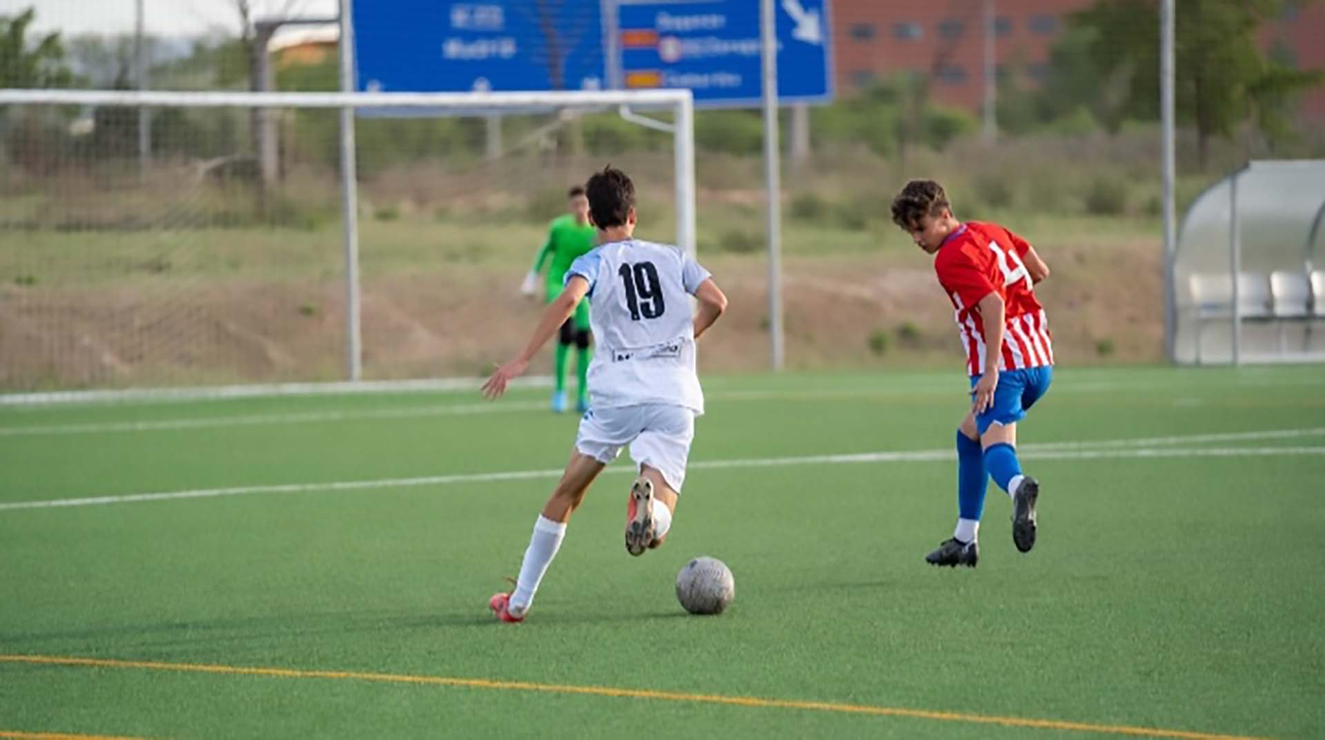N10_FUTBOL_JUVENILES_full4
