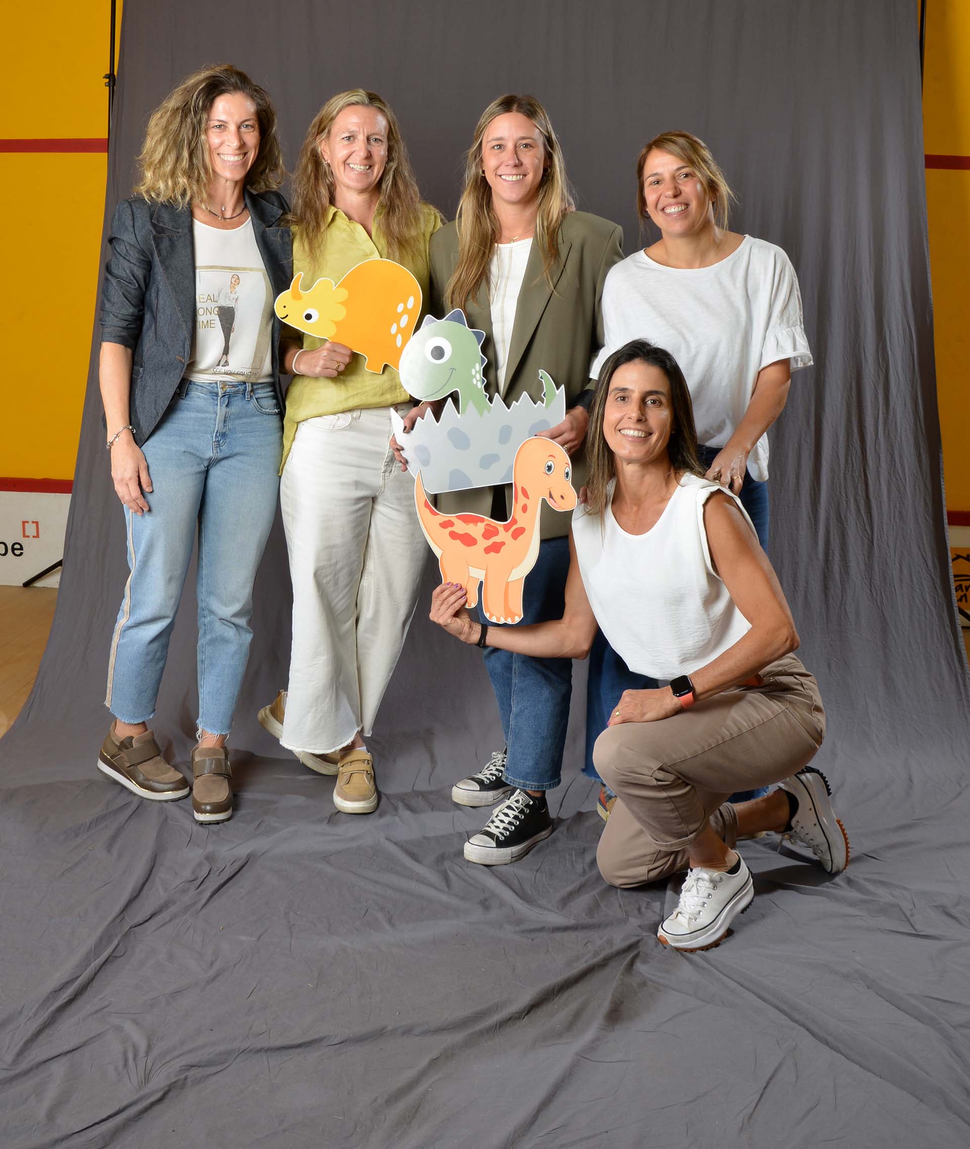 N13_LAS_DINO_WIDE_02