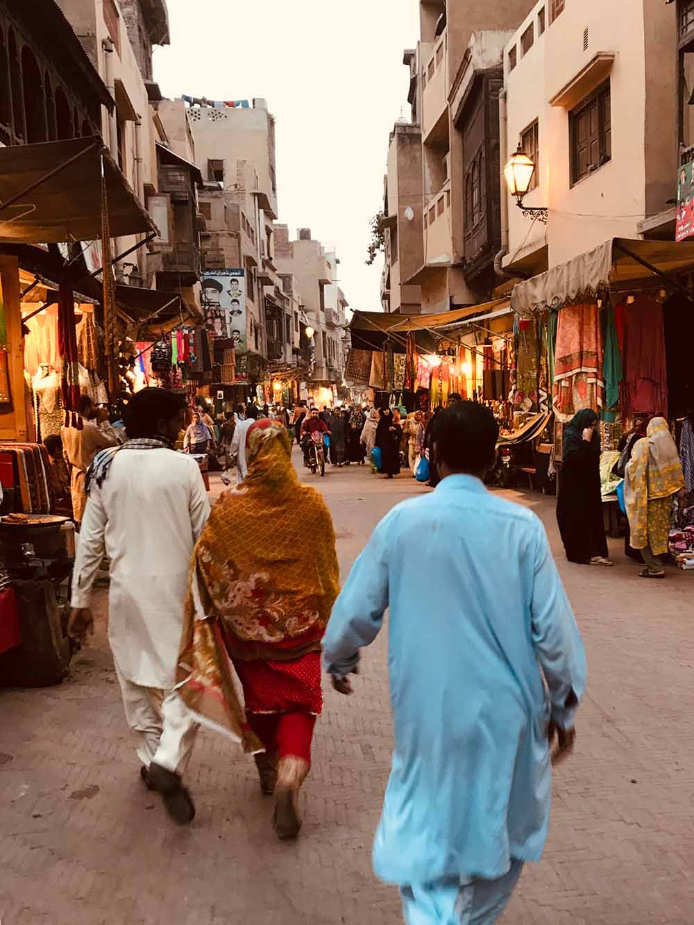 N9-LUGARES-PORTADA-SIDE-01