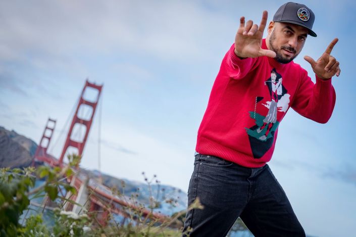 SANTI-MOSTAFFA-AKWID