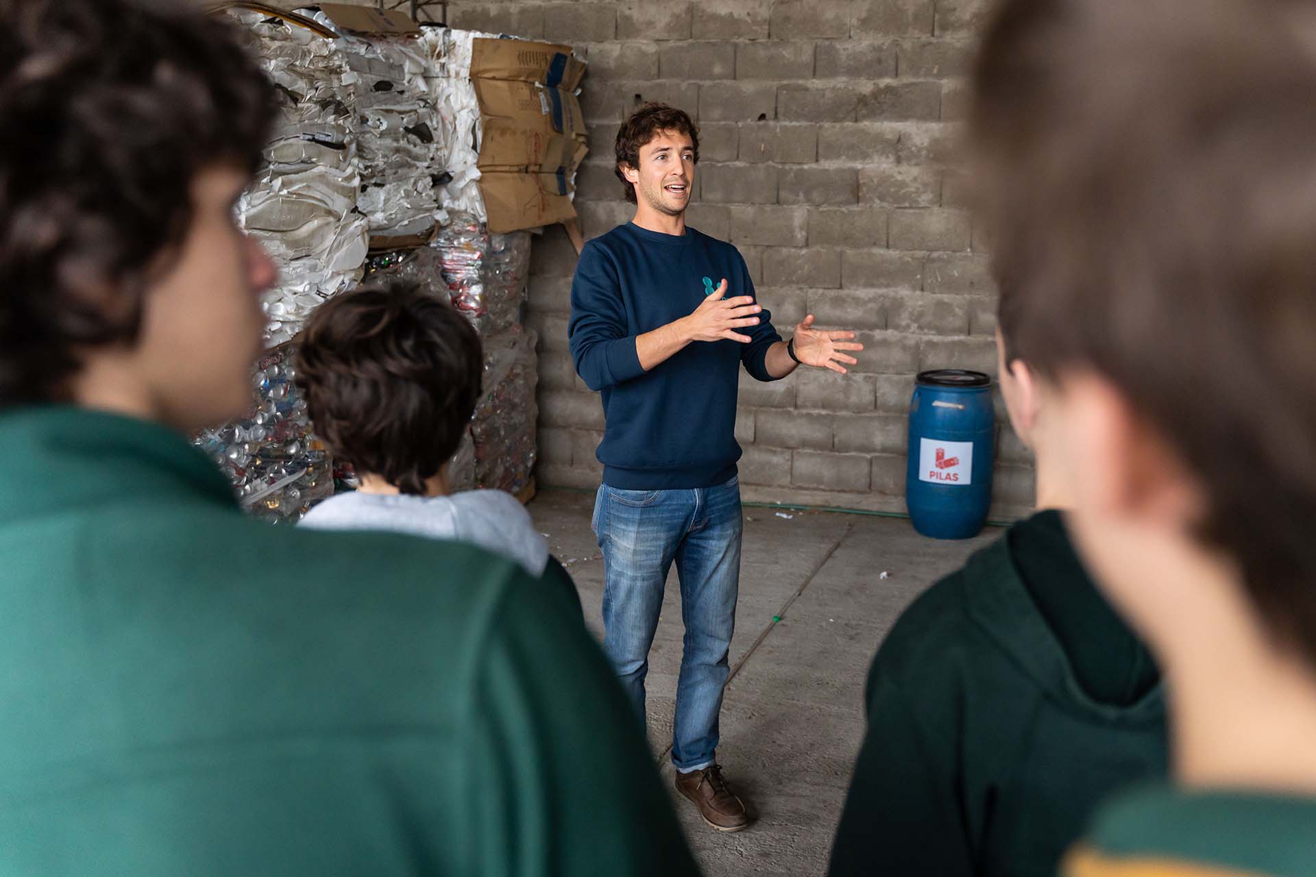 jovenes-emprendedores_wide_005