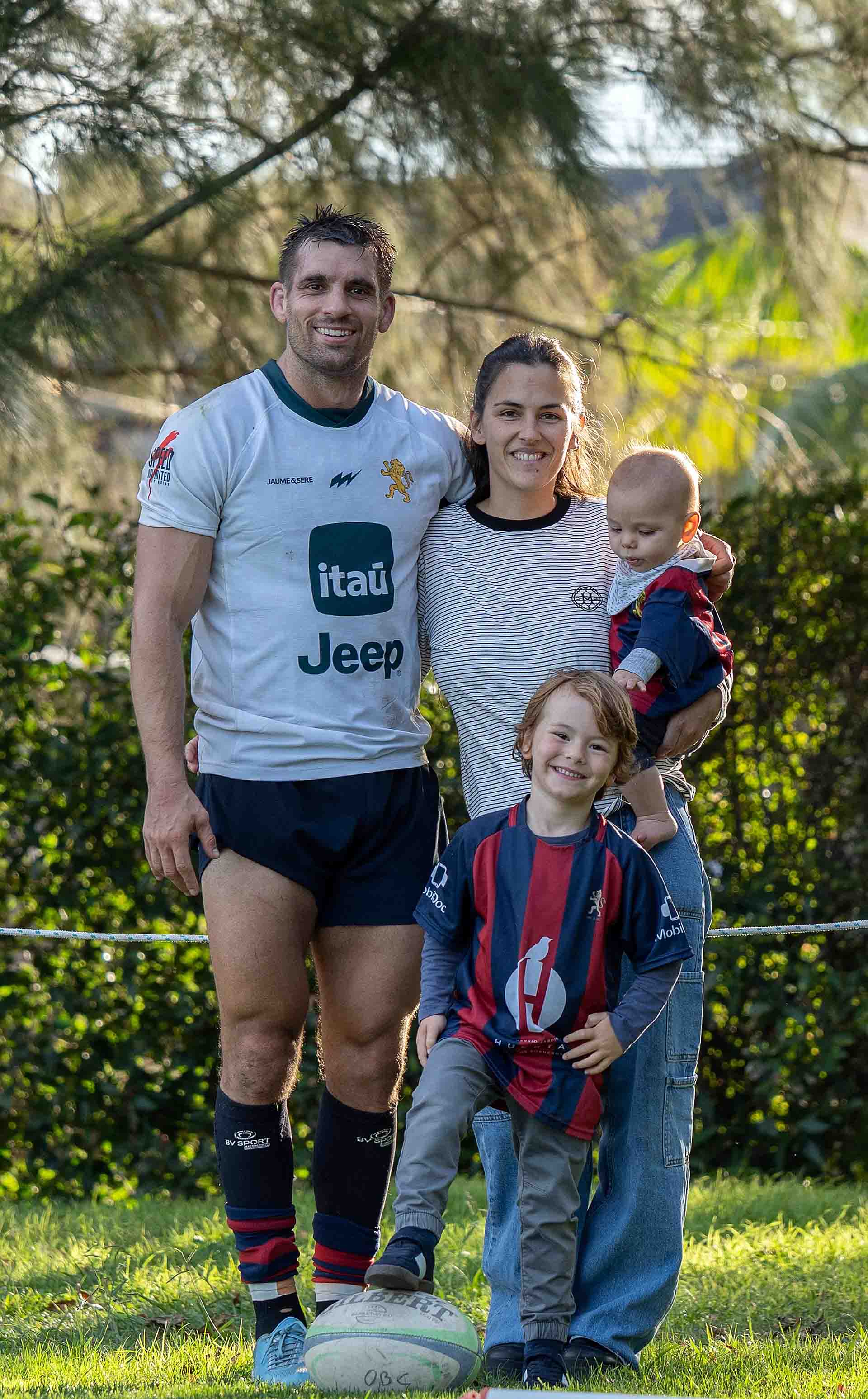 ANDRES-Y-FLIA